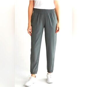 Zella Urban Cargo High Waist Jogger Army Green Size M